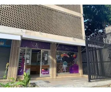 Se alquila Local Comercial. Los Dos Caminos - 3