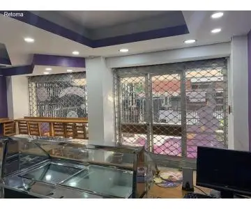 Se alquila Local Comercial. Los Dos Caminos - 6