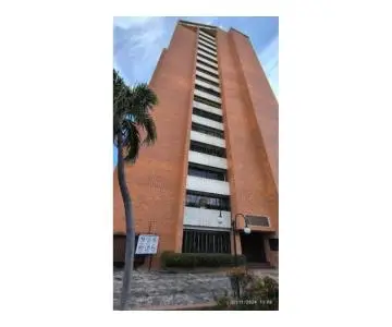 Apartamento en Venta Av Universidad Maracaibo BienesGomez BG005